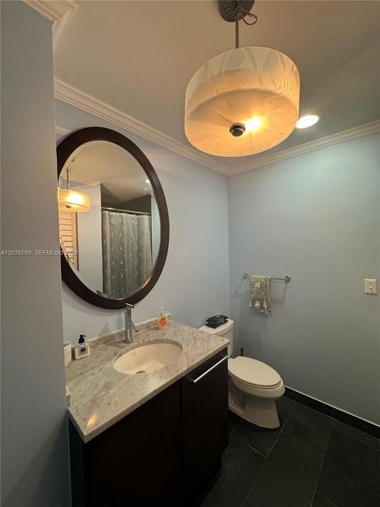 For Rent: $4,500 (1 beds, 1 baths, 938 Square Feet)
