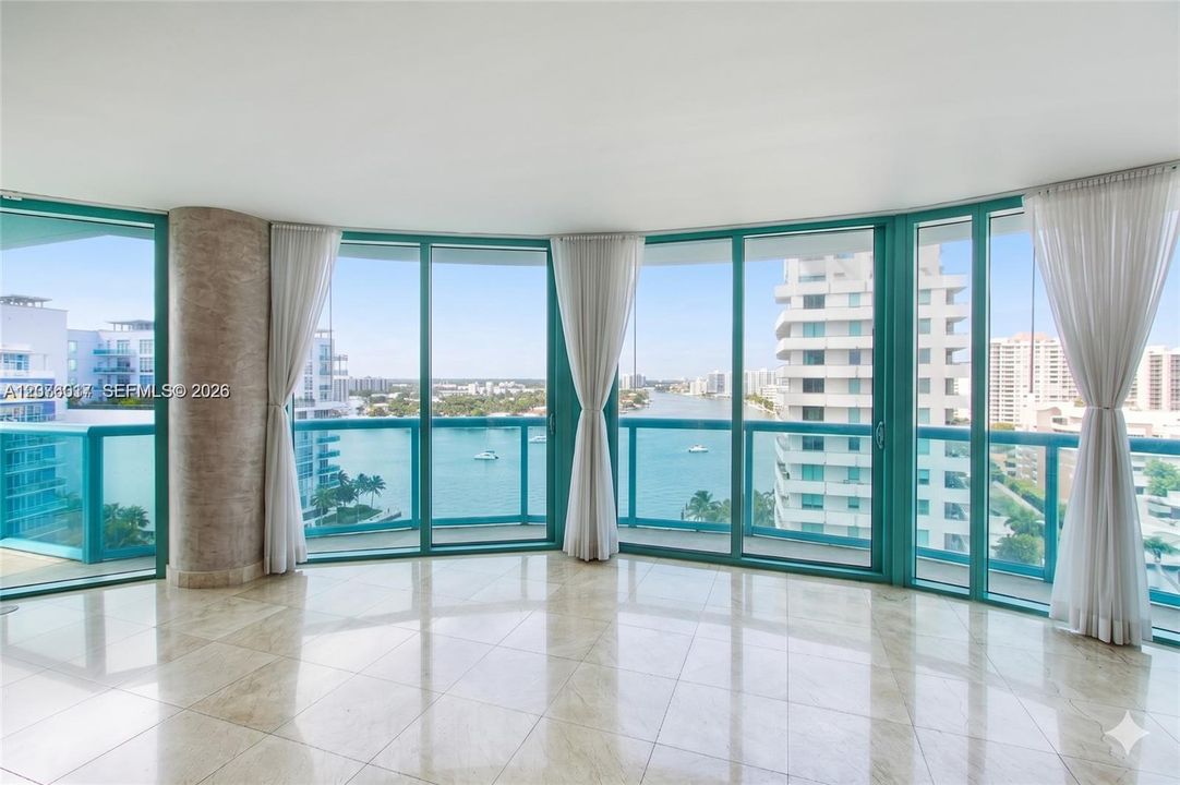 В аренду: $5,500 (2 спален, 2 ванн, 1300 Квадратных фут)