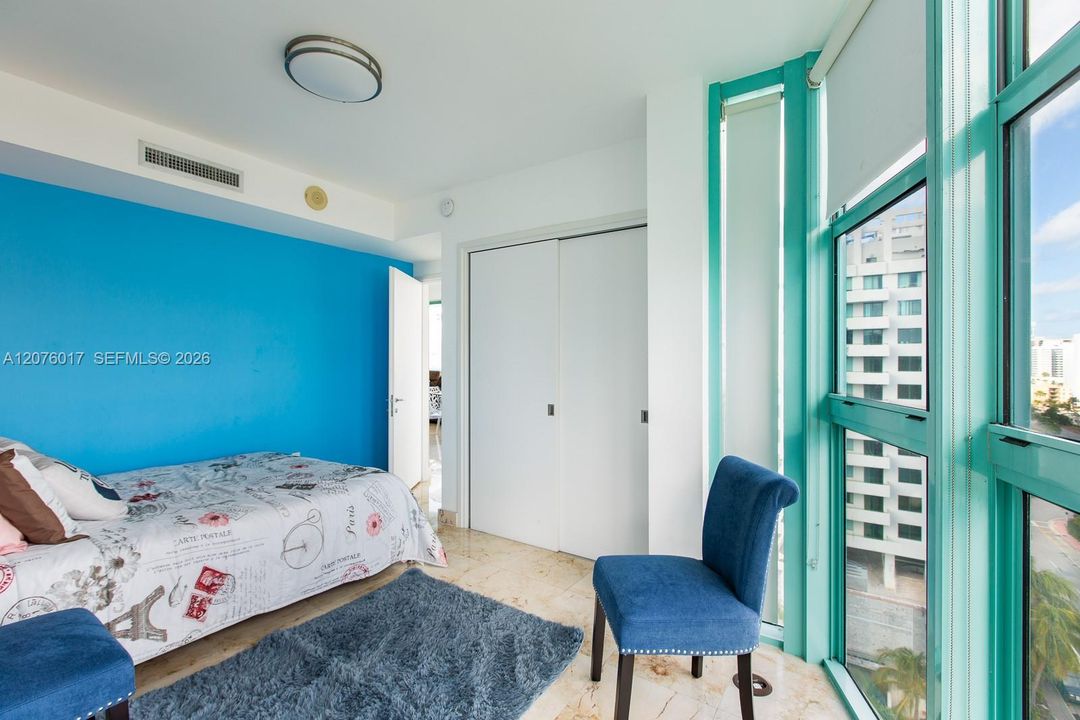 В аренду: $5,500 (2 спален, 2 ванн, 1300 Квадратных фут)
