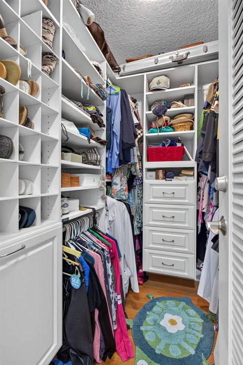 Walk In Closet
