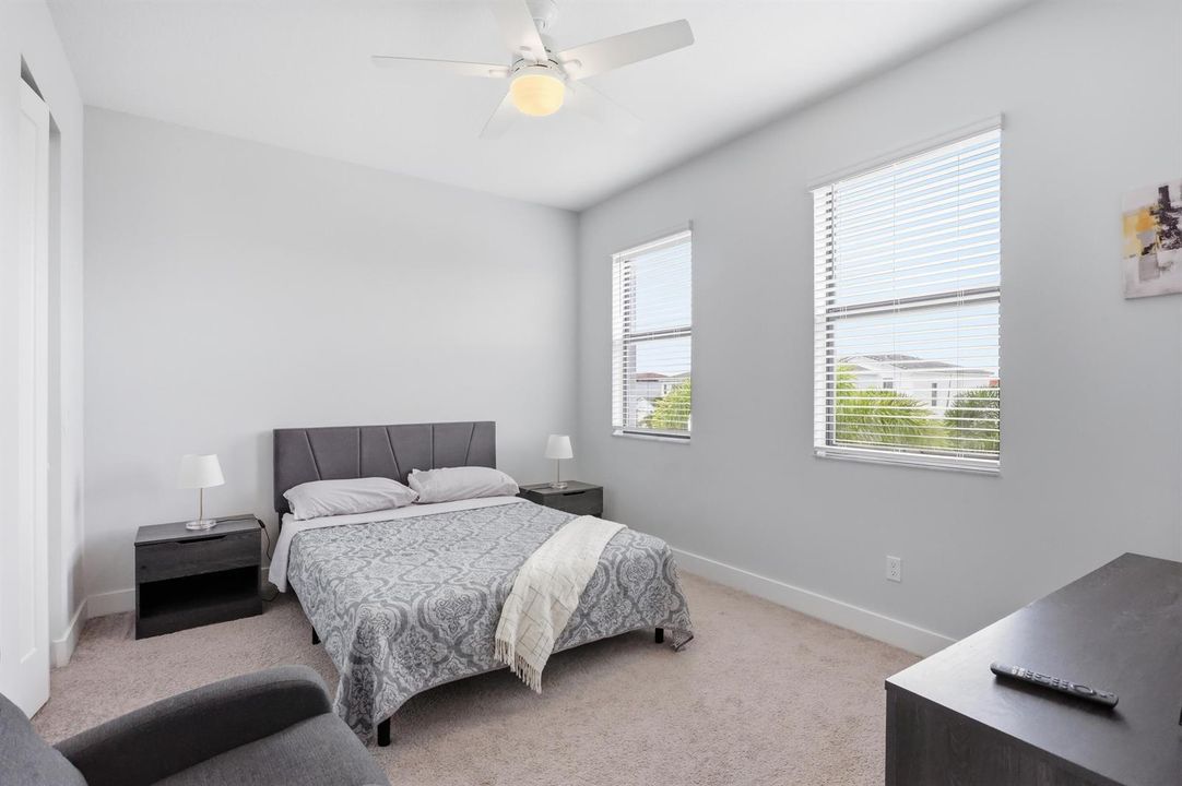 33-print-Guest Bedroom