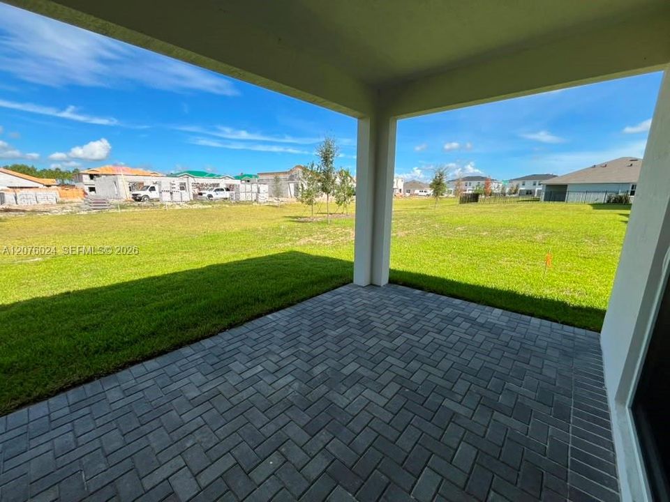 For Rent: $3,350 (3 beds, 2 baths, 1758 Square Feet)