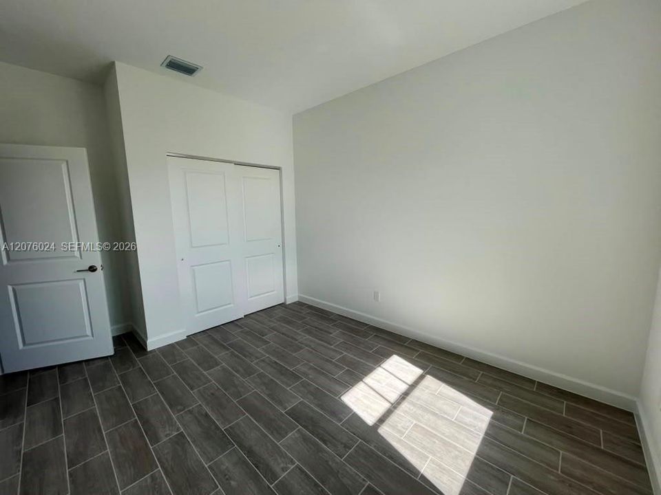 For Rent: $3,350 (3 beds, 2 baths, 1758 Square Feet)