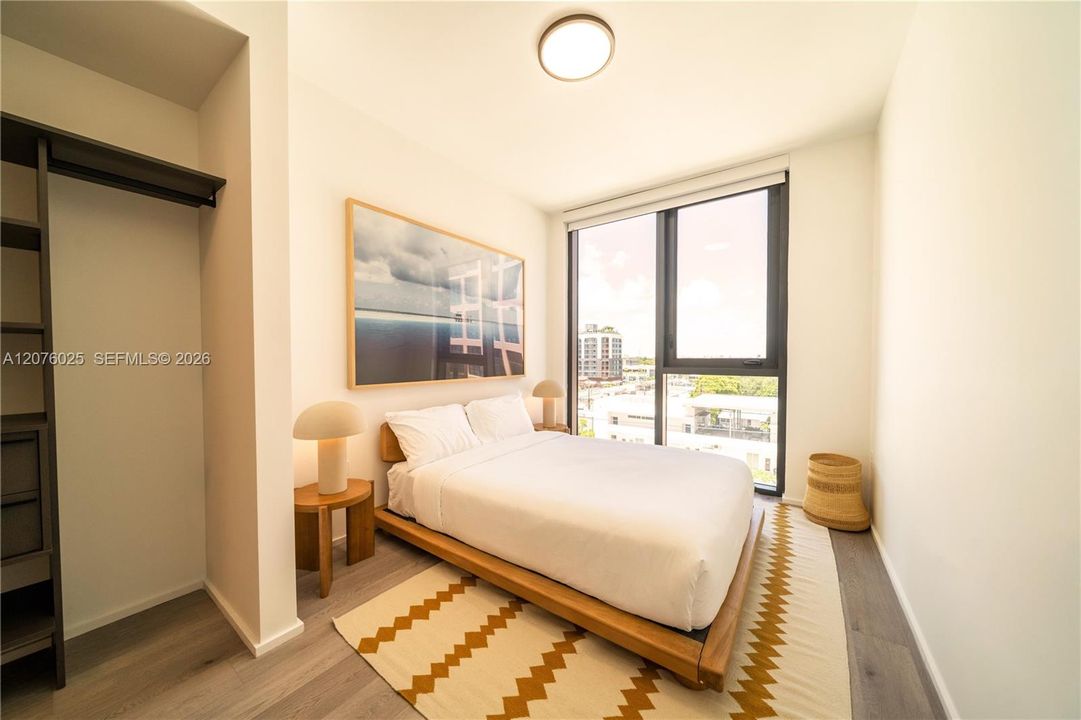 For Rent: $4,075 (2 beds, 2 baths, 807 Square Feet)