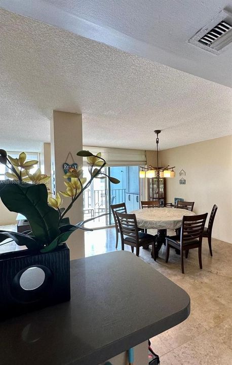 For Rent: $3,200 (2 beds, 2 baths, 1252 Square Feet)