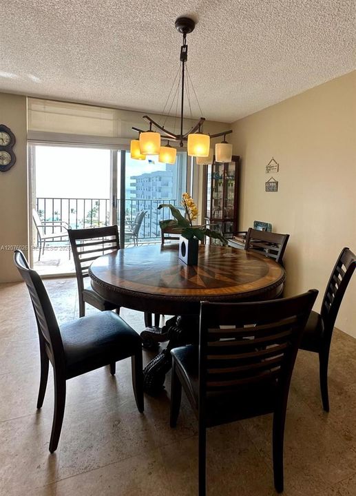 For Rent: $3,200 (2 beds, 2 baths, 1252 Square Feet)