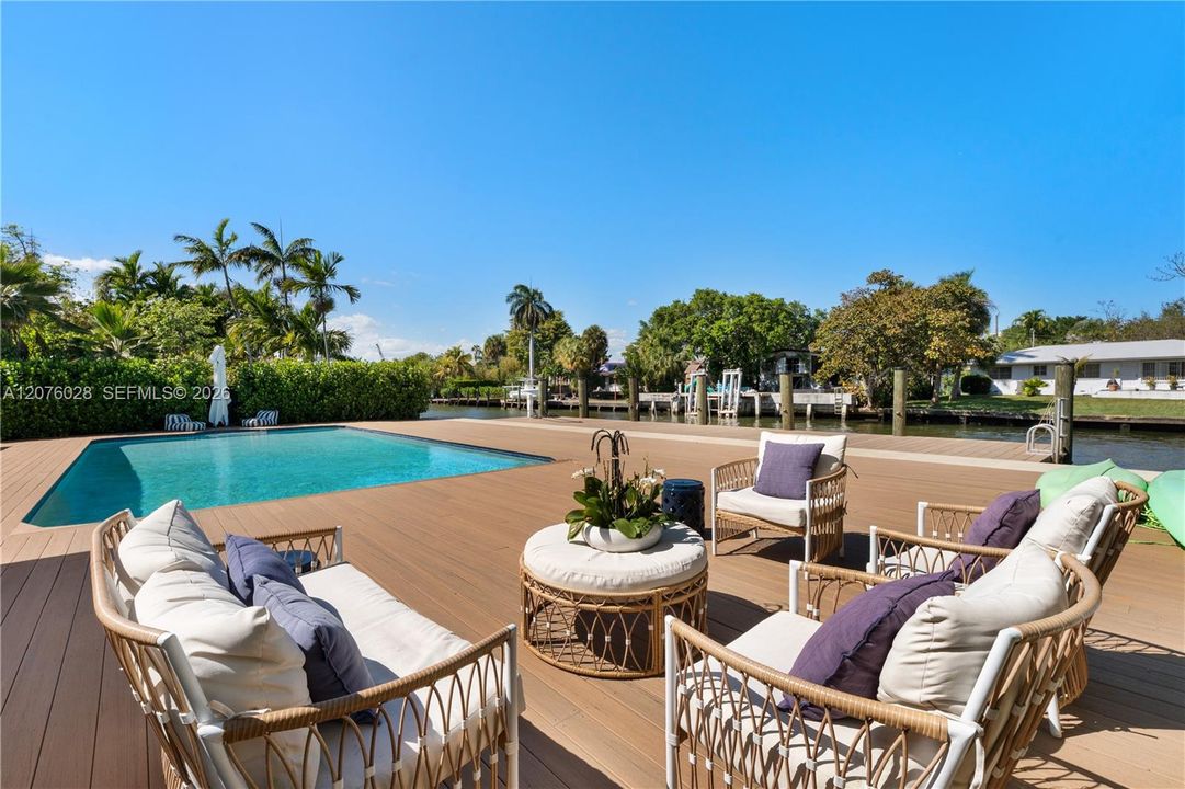 For Sale: $7,000,000 (5 beds, 3 baths, 4119 Square Feet)