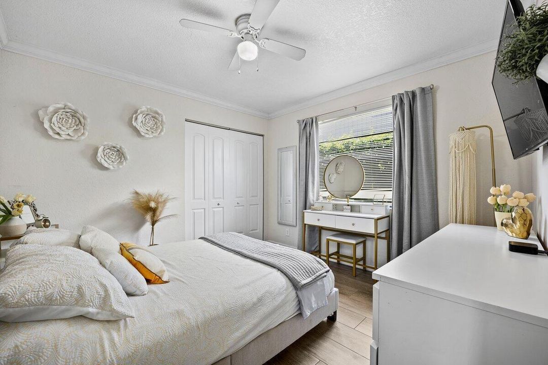 Guest Bedroom #1