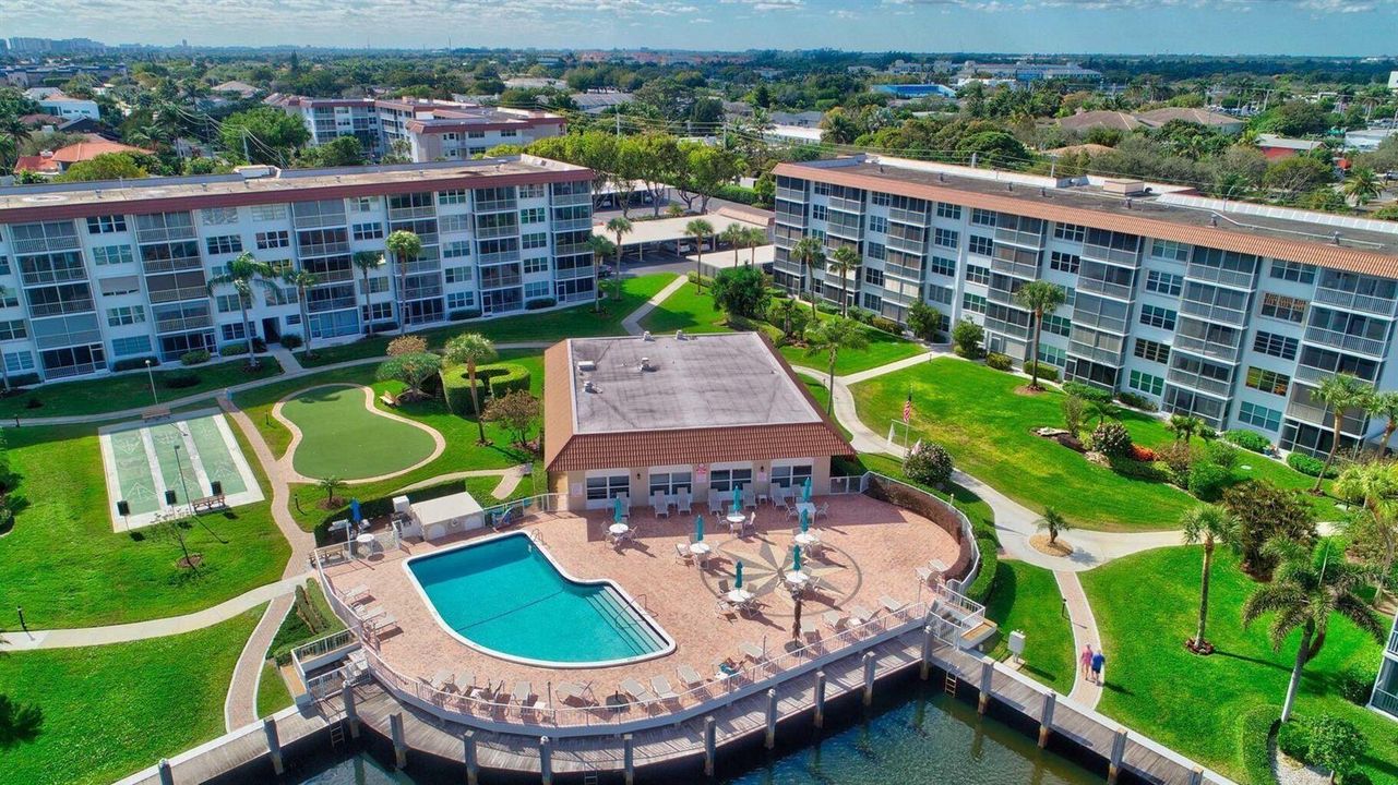 BOAT CLUB AERIAL