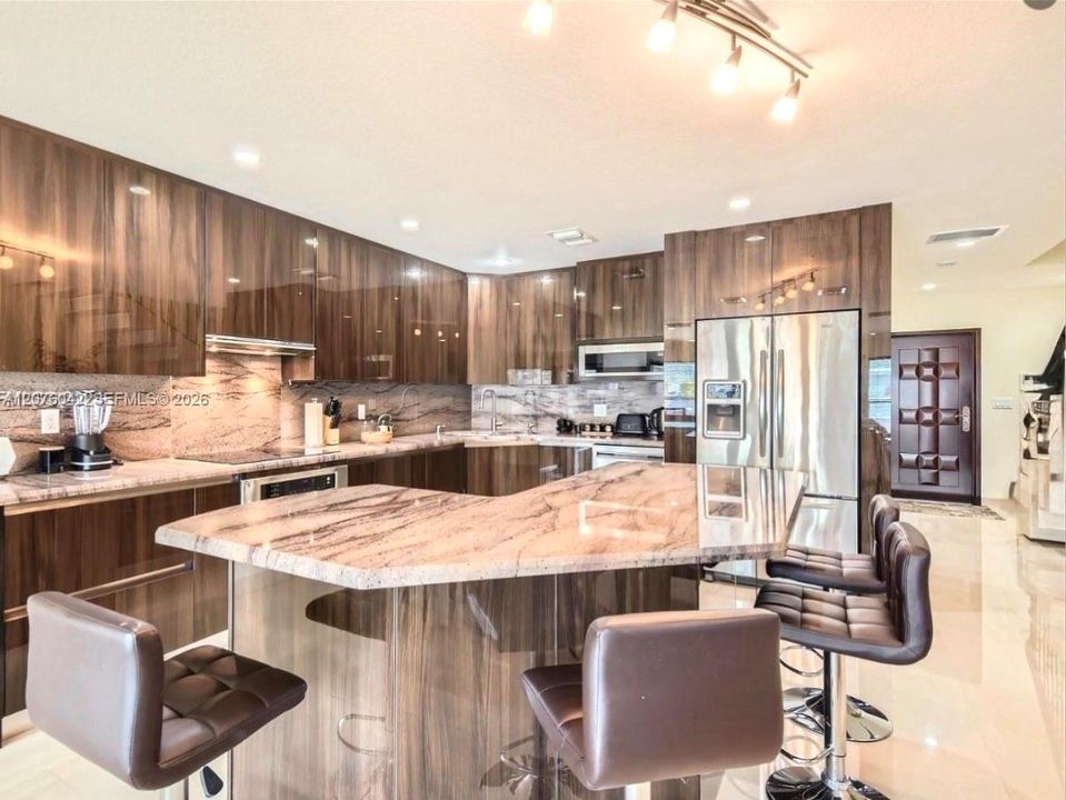 На продажу: $950,000 (3 спален, 3 ванн, 1804 Квадратных фут)