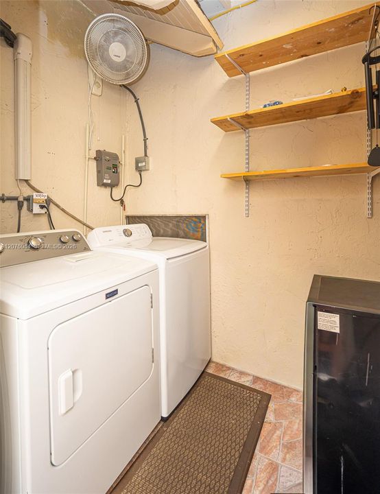 В аренду: $3,900 (4 спален, 2 ванн, 1205 Квадратных фут)