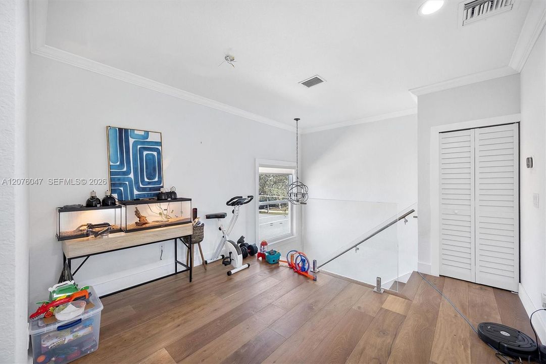 En Venta: $480,000 (3 camas, 2 baños, 1874 Pies cuadrados)