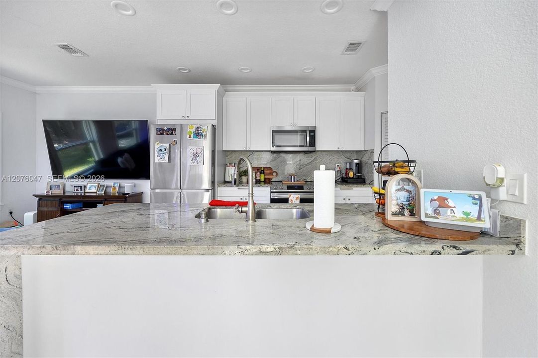 En Venta: $480,000 (3 camas, 2 baños, 1874 Pies cuadrados)