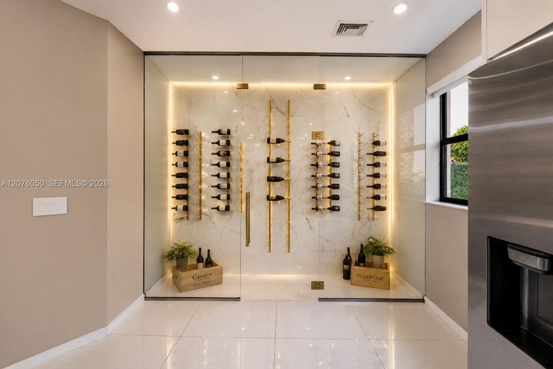 En Renta: $5,150 (5 camas, 3 baños, 3340 Pies cuadrados)