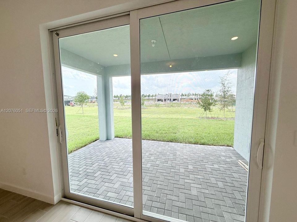 For Rent: $3,350 (3 beds, 2 baths, 1758 Square Feet)
