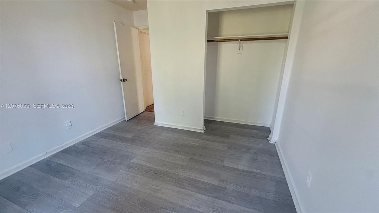 For Rent: $3,500 (3 beds, 2 baths, 1375 Square Feet)