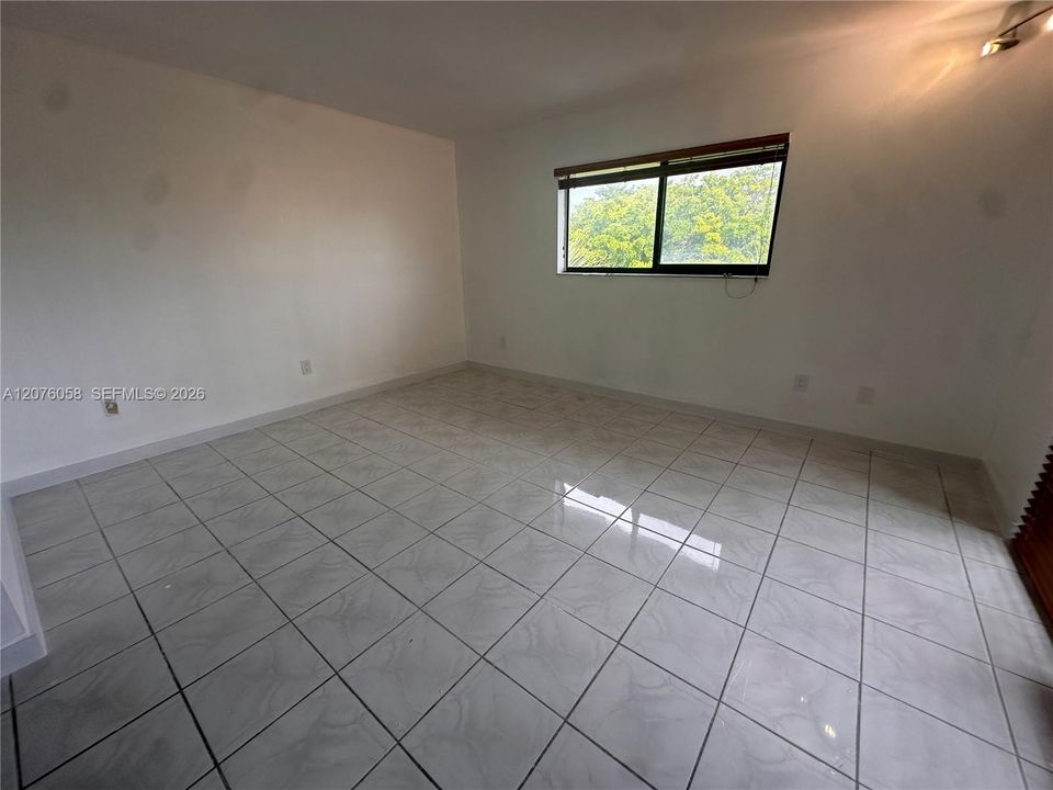 В аренду: $2,375 (2 спален, 2 ванн, 1152 Квадратных фут)