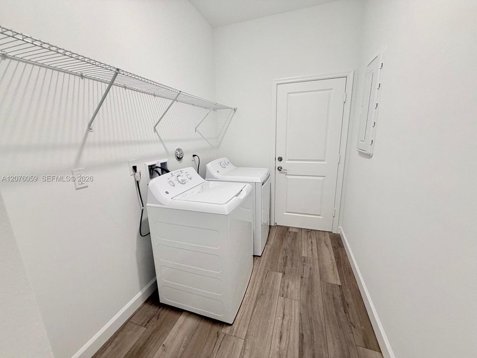 En Renta: $3,350 (3 camas, 2 baños, 1758 Pies cuadrados)