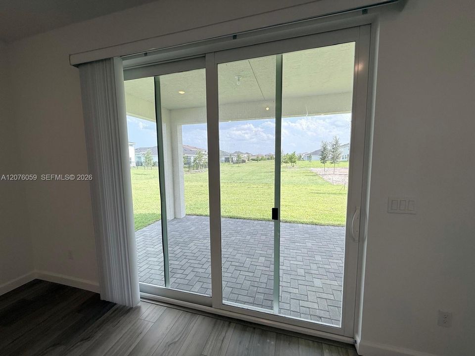 En Renta: $3,350 (3 camas, 2 baños, 1758 Pies cuadrados)