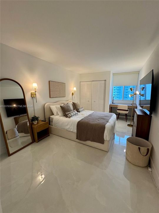 For Rent: $2,700 (1 beds, 1 baths, 593 Square Feet)
