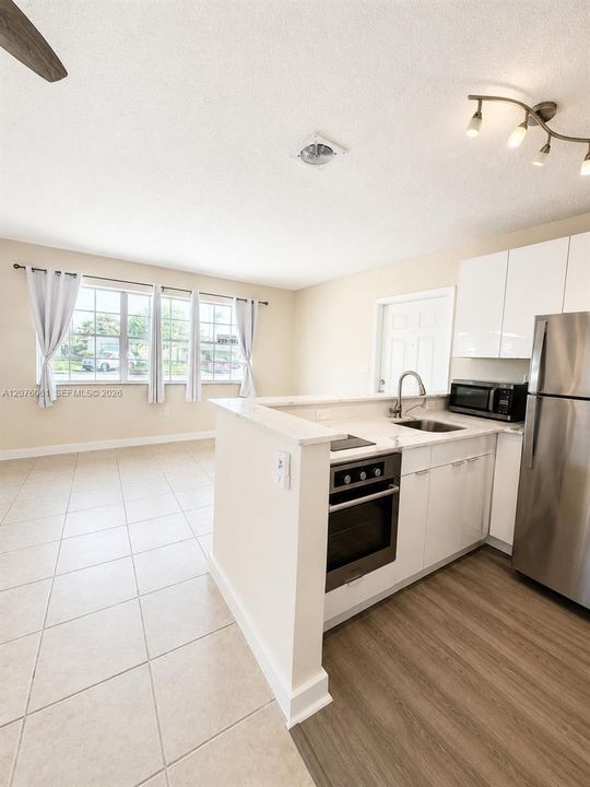 For Rent: $1,800 (1 beds, 1 baths, 0 Square Feet)
