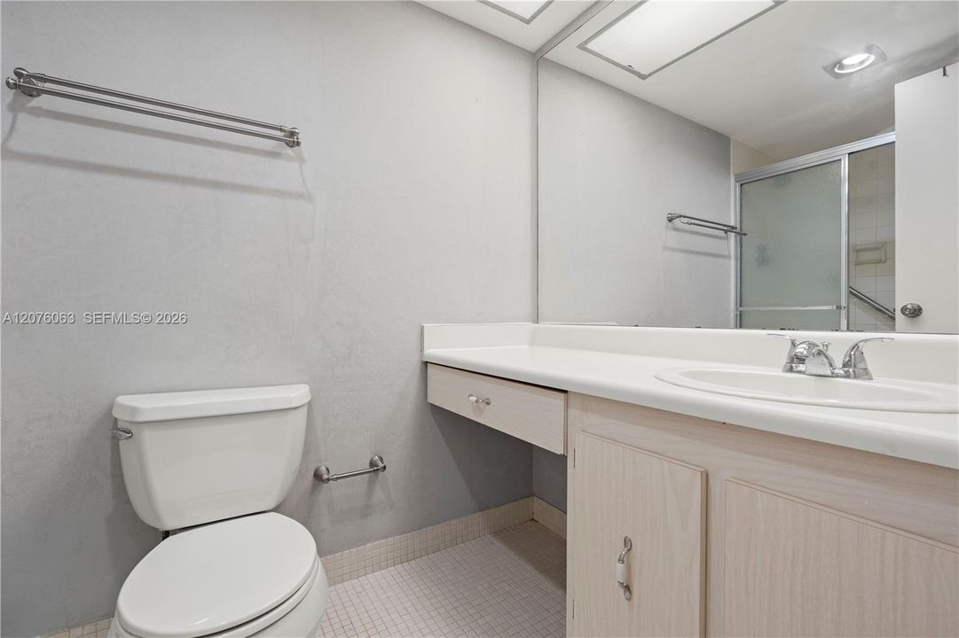 En Venta: $445,000 (2 camas, 2 baños, 1488 Pies cuadrados)