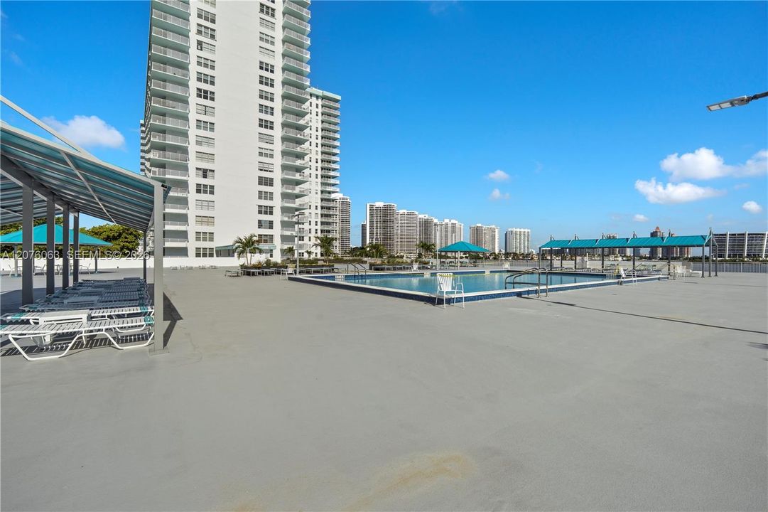 En Venta: $445,000 (2 camas, 2 baños, 1488 Pies cuadrados)