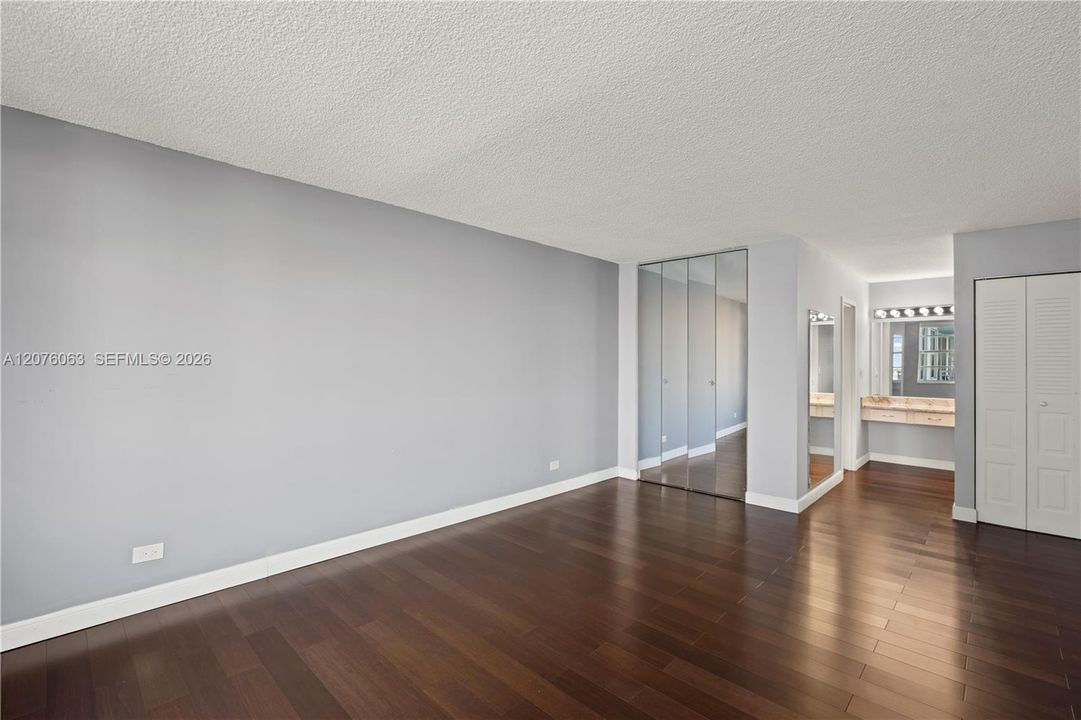 En Venta: $445,000 (2 camas, 2 baños, 1488 Pies cuadrados)