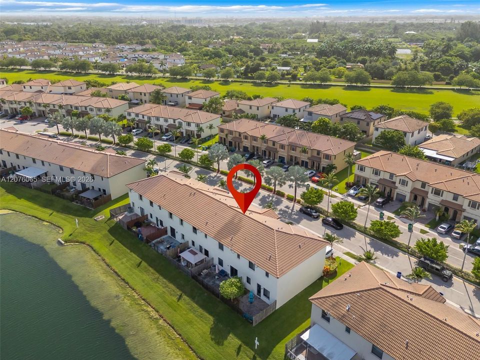 На продажу: $440,000 (3 спален, 2 ванн, 1680 Квадратных фут)