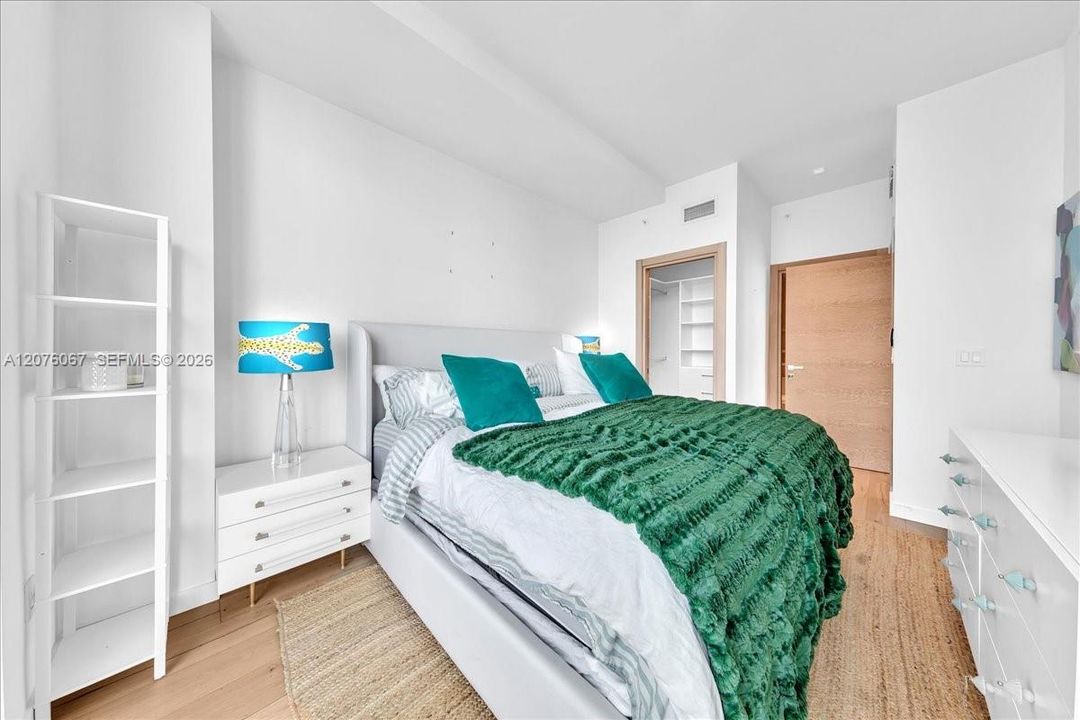En Venta: $4,450,000 (4 camas, 4 baños, 2268 Pies cuadrados)