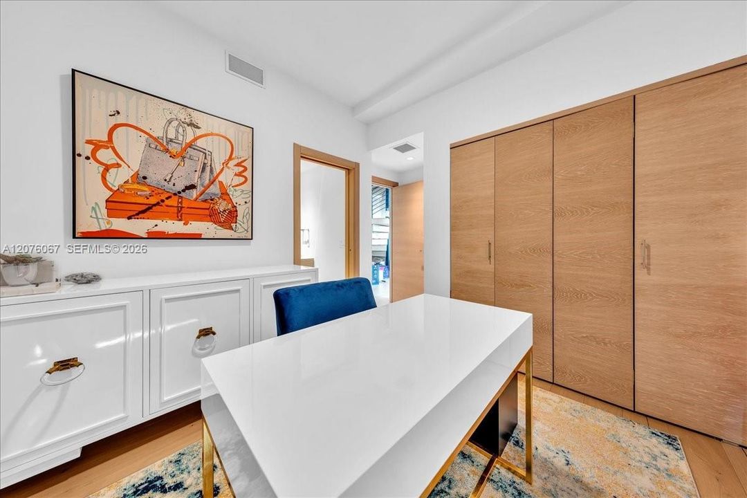 En Venta: $4,450,000 (4 camas, 4 baños, 2268 Pies cuadrados)