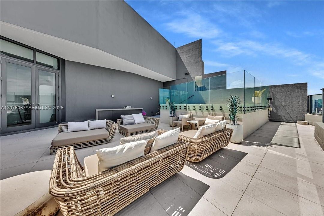 En Venta: $4,450,000 (4 camas, 4 baños, 2268 Pies cuadrados)
