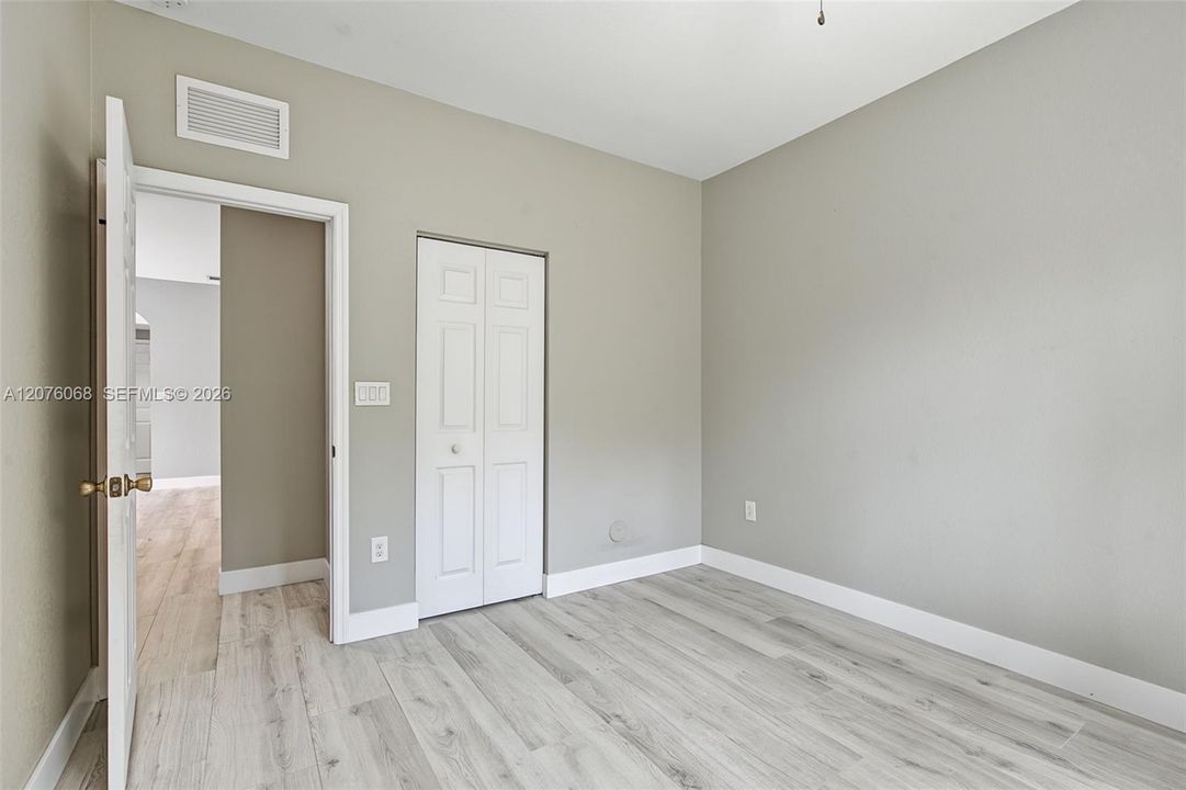 For Sale: $655,000 (5 beds, 3 baths, 3196 Square Feet)