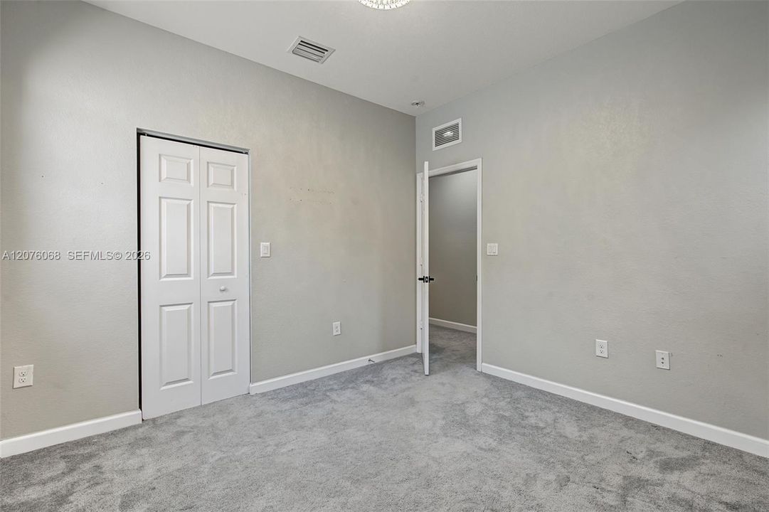 For Sale: $655,000 (5 beds, 3 baths, 3196 Square Feet)