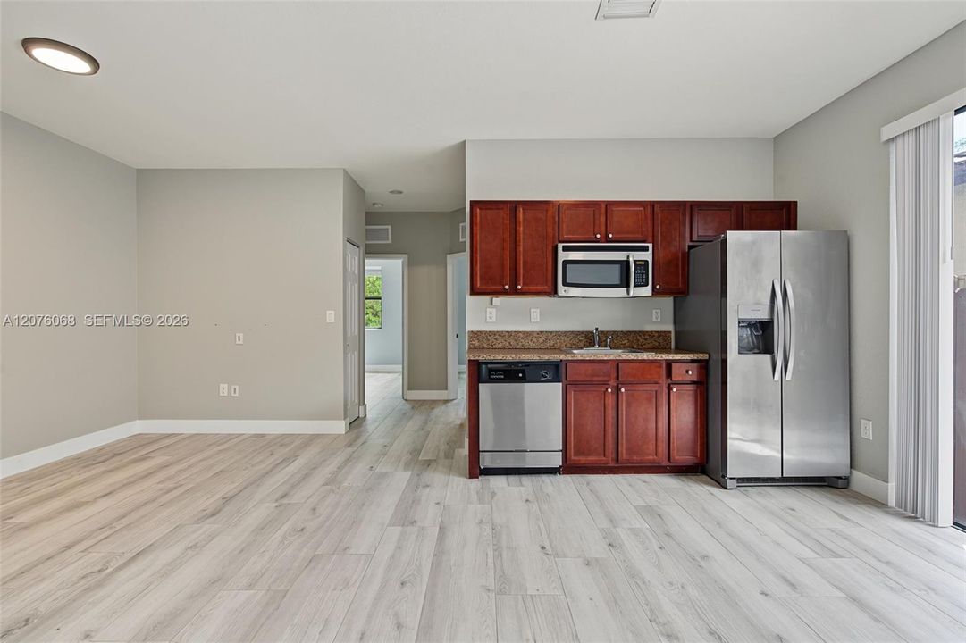 For Sale: $655,000 (5 beds, 3 baths, 3196 Square Feet)