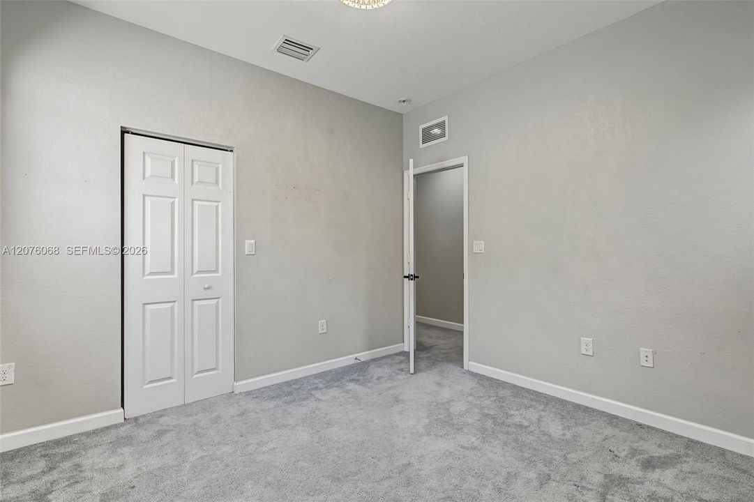 For Sale: $655,000 (5 beds, 3 baths, 3196 Square Feet)