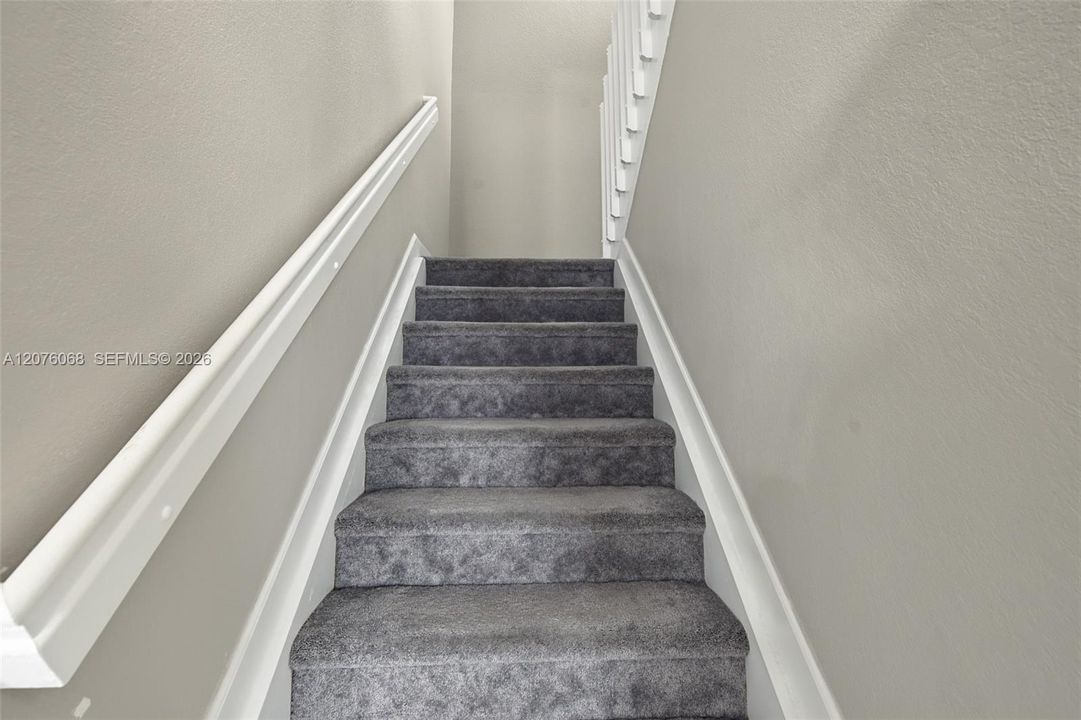 For Sale: $655,000 (5 beds, 3 baths, 3196 Square Feet)