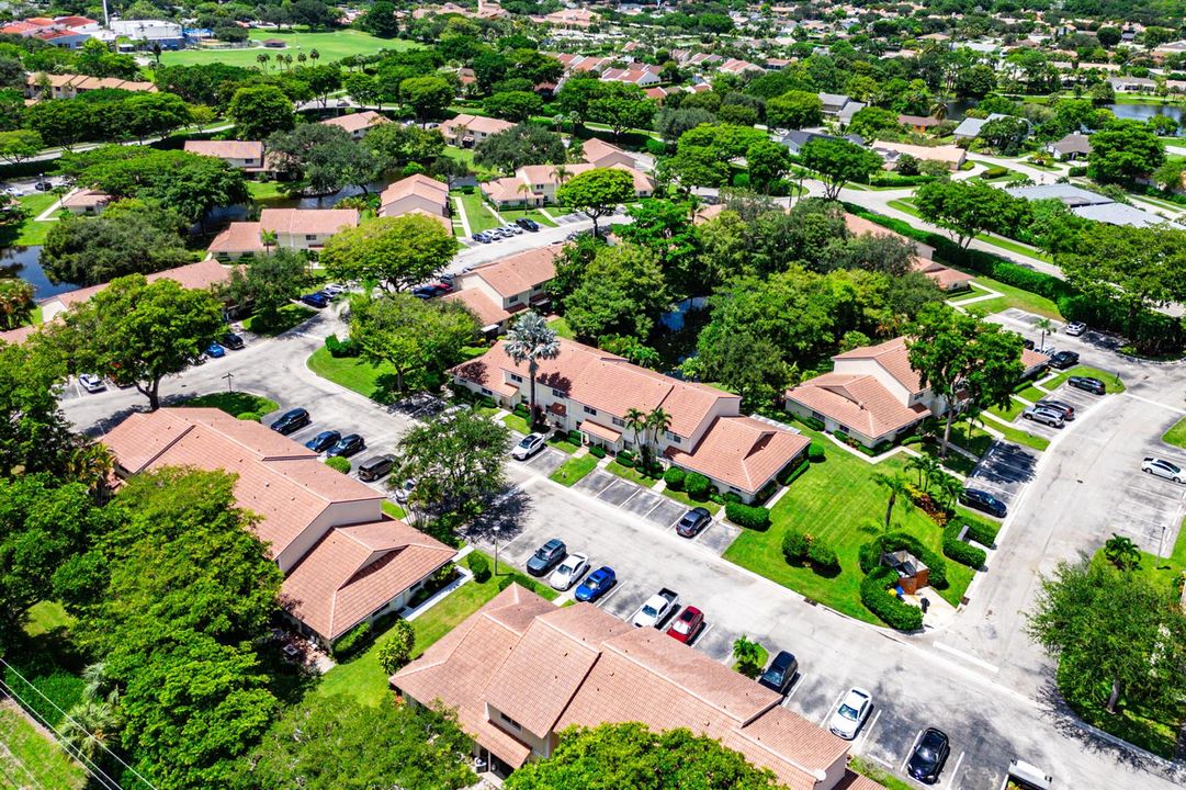 039-6351WalkCircle-BocaRaton-FL-33433-FU