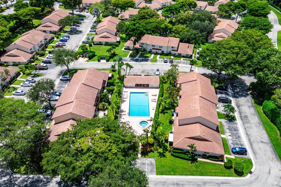 033-6351WalkCircle-BocaRaton-FL-33433-FU