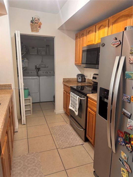 For Rent: $2,900 (2 beds, 2 baths, 1125 Square Feet)
