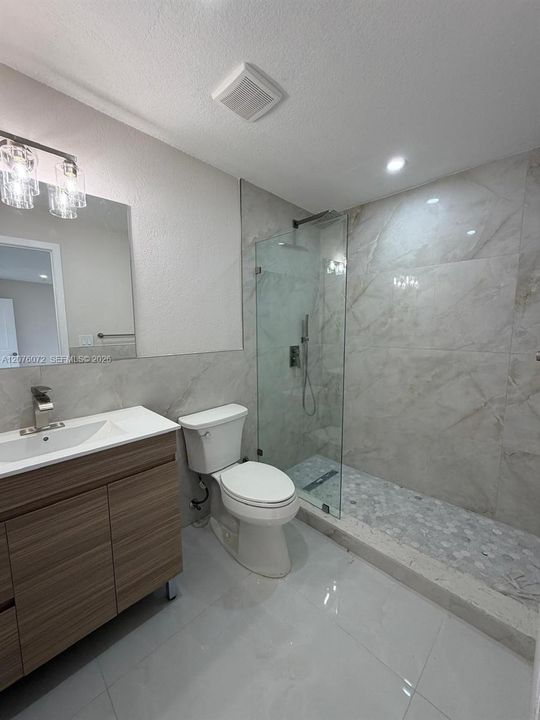 En Renta: $3,500 (4 camas, 2 baños, 1496 Pies cuadrados)