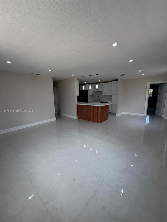 En Renta: $3,500 (4 camas, 2 baños, 1496 Pies cuadrados)