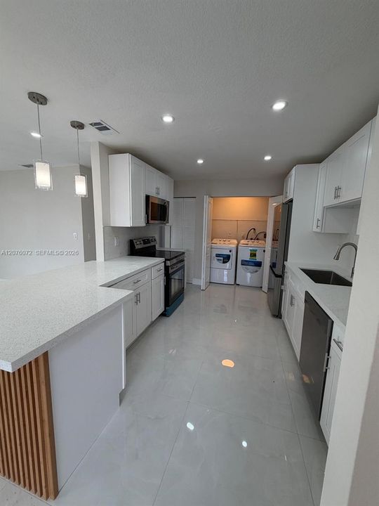 En Renta: $3,500 (4 camas, 2 baños, 1496 Pies cuadrados)