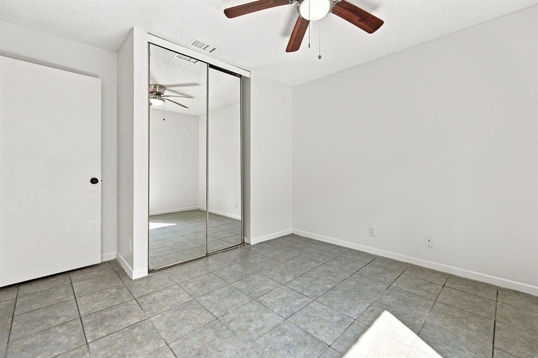 19-web-or-mls-2662-carambola-cir-n