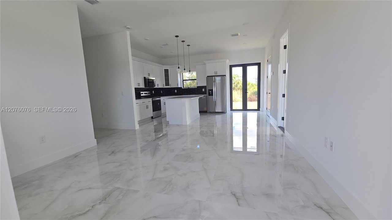 En Venta: $289,900 (3 camas, 3 baños, 0 Pies cuadrados)