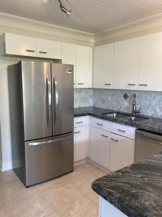 7680StoneHarbourDrive3_72034_2