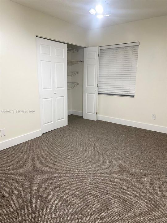 For Rent: $2,900 (2 beds, 1 baths, 1400 Square Feet)