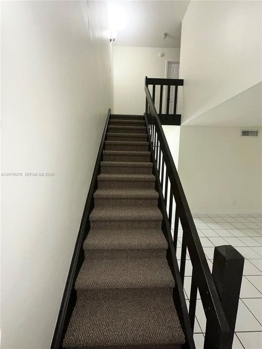 For Rent: $2,900 (2 beds, 1 baths, 1400 Square Feet)