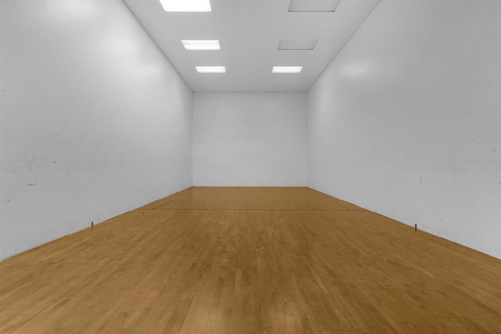 IndoorRacquetball