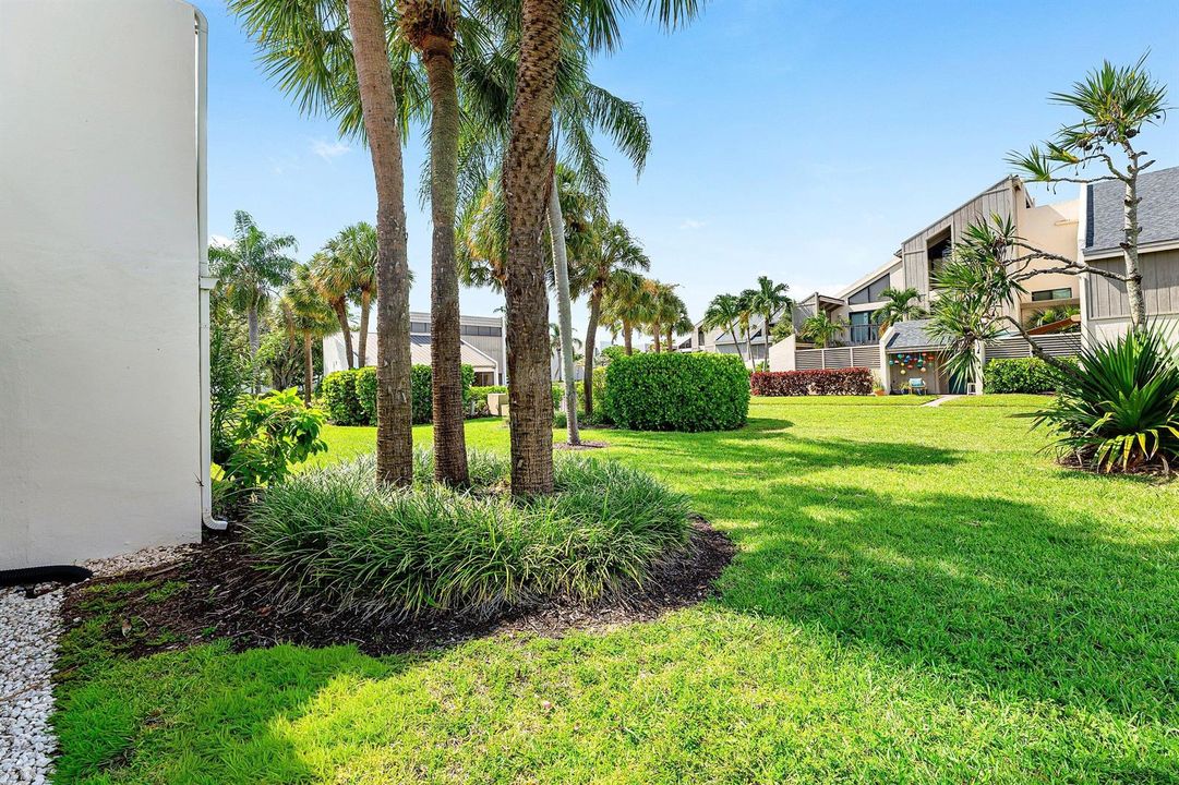 024-1605US1-M2108-Jupiter-FL-33477-SMALL